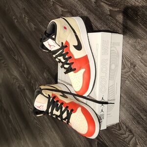 Nike Air Jordan Air Jordan 1 Mid SS  DV7012-100 Size 7 Women Black, White, Red